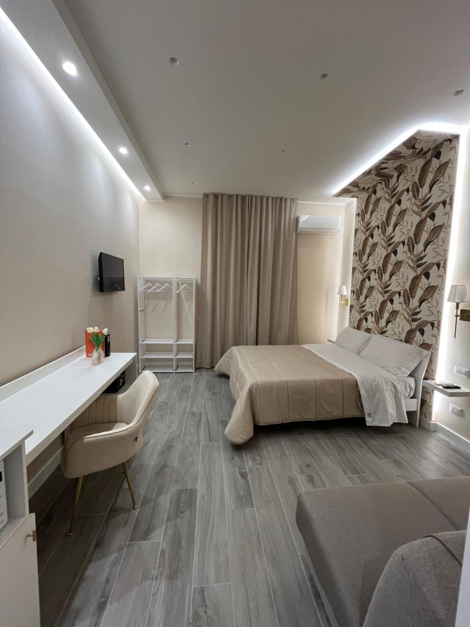Cloes Rooms Napoli Exterior photo