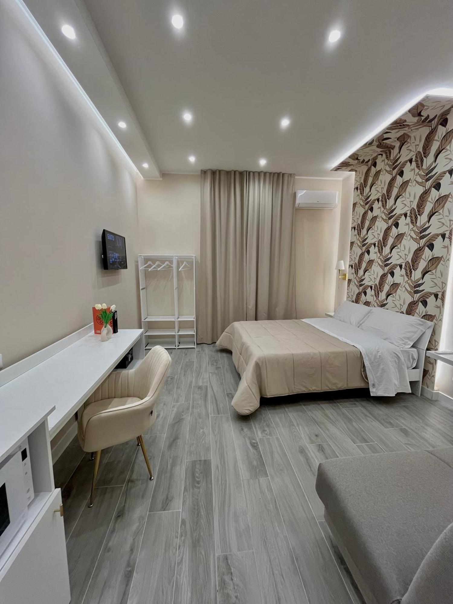 Cloes Rooms Napoli Exterior photo